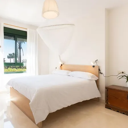 Apartment Cubo's Costalita & Free Parking Estepona